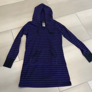 Women’s Patagonia dress size medium